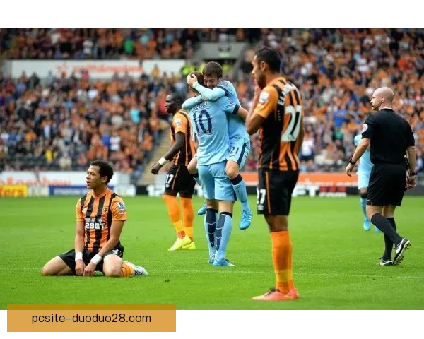 赫尔辛格与阿迈厄激战零比零双方攻防胶着全场精彩呈现